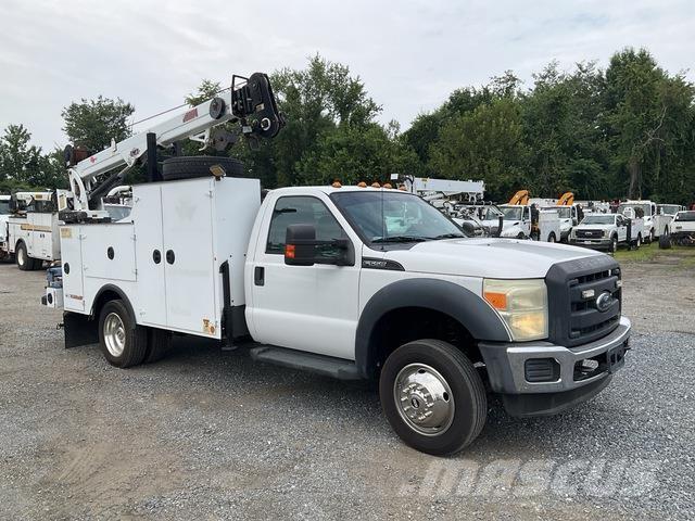 Ford F-550 Komunálne / Multi-úžitkové vozidlá