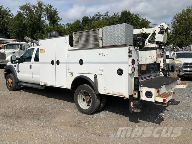 Ford F-550 Komunálne / Multi-úžitkové vozidlá