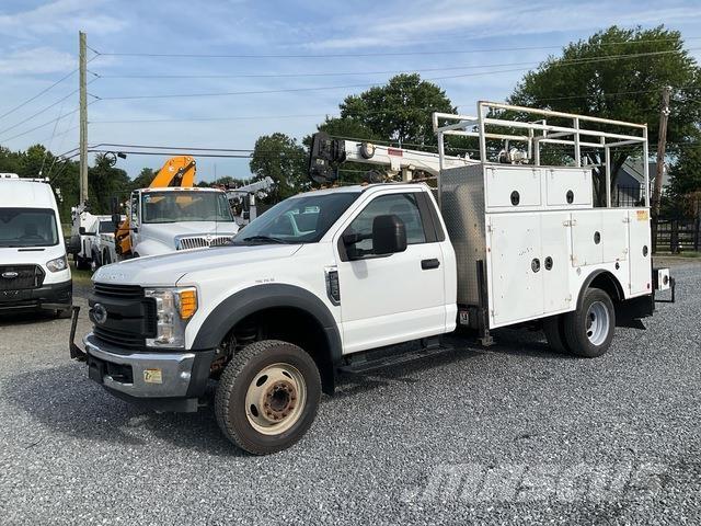 Ford F-550 Komunálne / Multi-úžitkové vozidlá