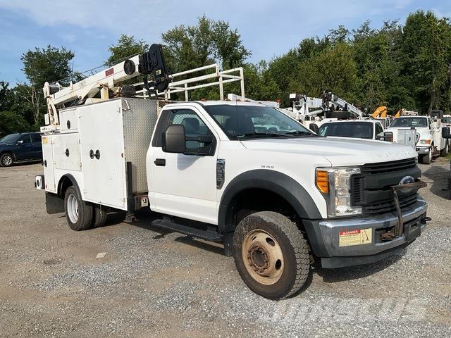Ford F-550 Komunálne / Multi-úžitkové vozidlá