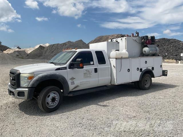 Ford F-550 Cisternové nákladné vozidlá