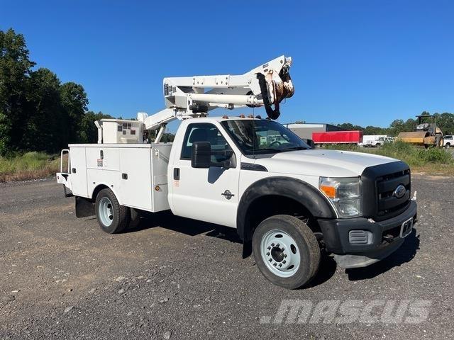 Ford F-550 Autoplošiny