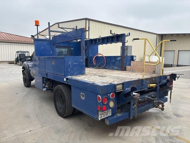 Ford F-550 Nakladacia/sklápacia bočnica