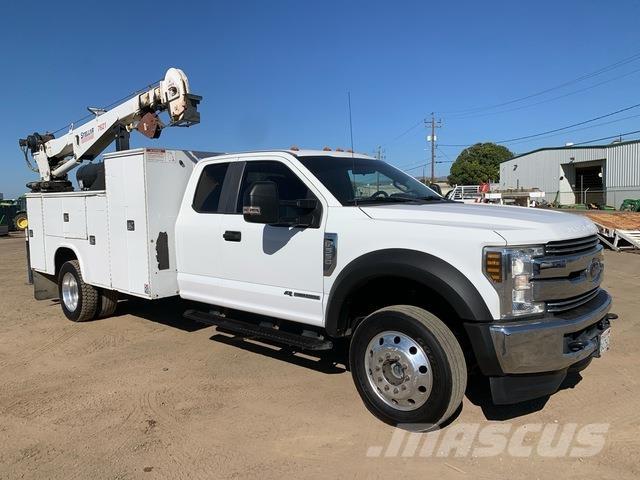 Ford F-550 Komunálne / Multi-úžitkové vozidlá