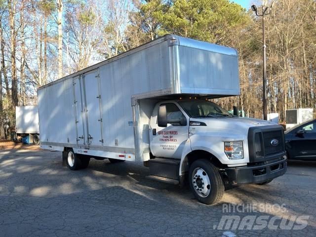 Ford F-650 Skriňová nadstavba
