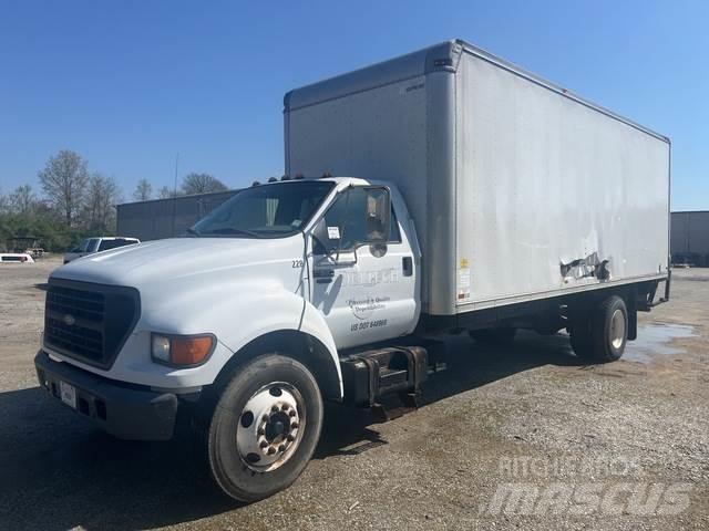 Ford F-650 Skriňová nadstavba