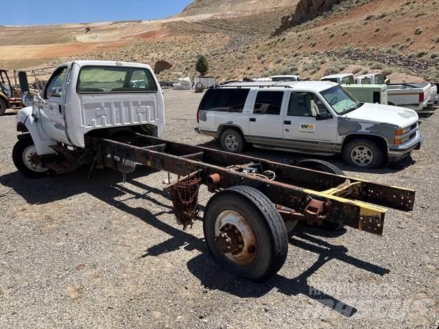 Ford F-650 Kabíny a interiér