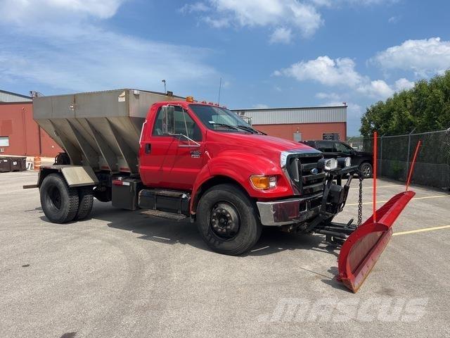 Ford F-650 Snežné pluhy, predné snežné radlice