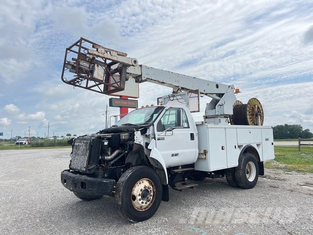 Ford F-650 Autoplošiny