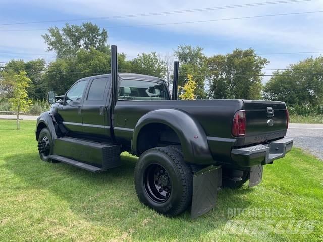 Ford F-750 Iné