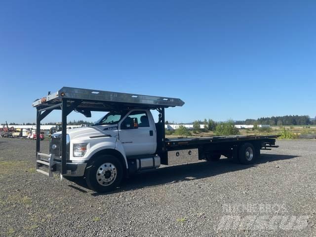 Ford F-750 Vyslobodzovacie vozidlá
