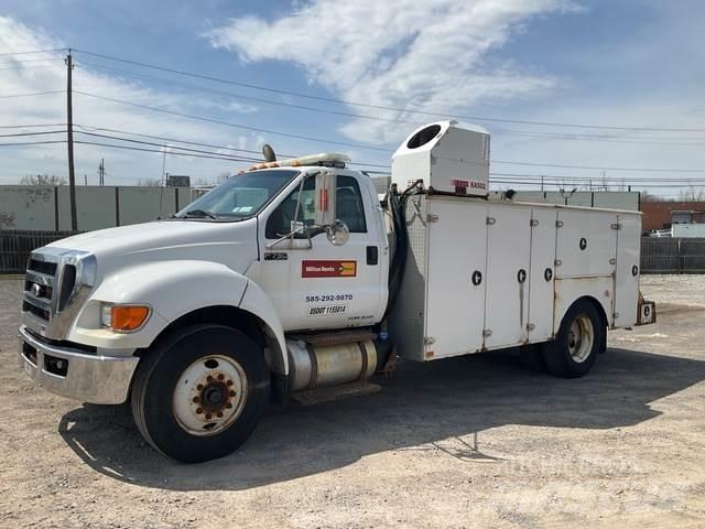 Ford F-750 Komunálne / Multi-úžitkové vozidlá