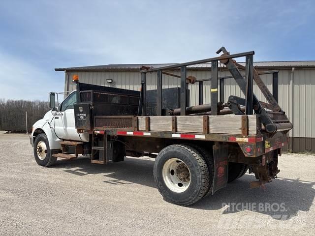 Ford F-750 Stavebníctvo - ostatné