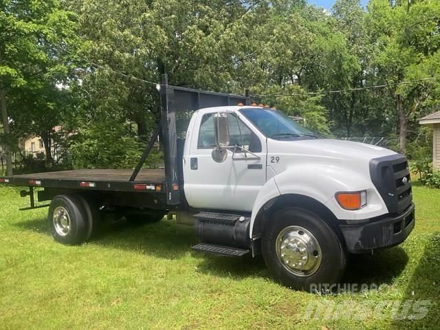 Ford F-750 Plošinové nákladné automobily/nákladné automobily so sklápacími bočnicami