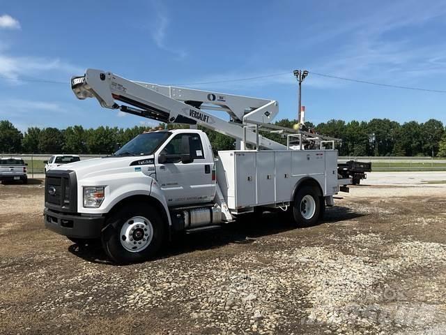 Ford F-750 Autoplošiny