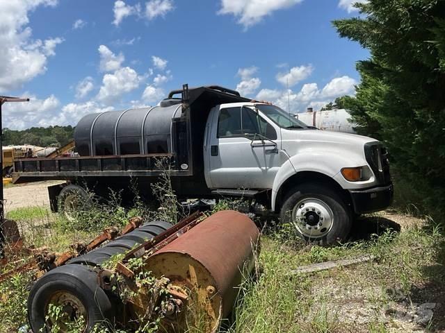 Ford F-750 Stavebníctvo - ostatné