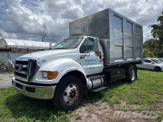 Ford F-750 Vozne na drevnú štiepku