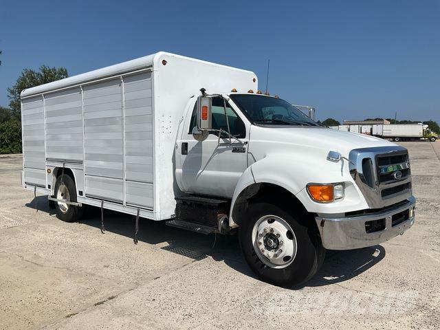 Ford F-750 Vozidlá pre prepravu nápojov