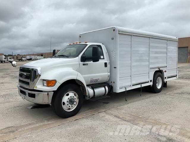 Ford F-750 Vozidlá pre prepravu nápojov
