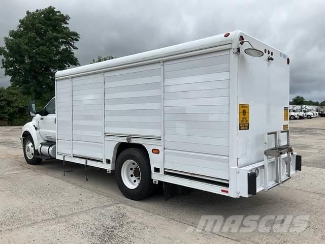 Ford F-750 Vozidlá pre prepravu nápojov