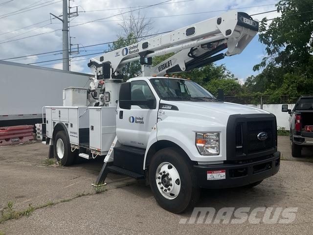 Ford F-750 Autoplošiny