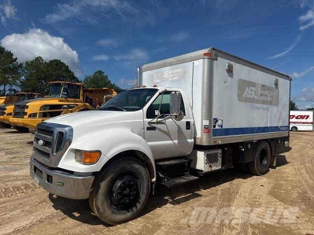 Ford F-750 Cisternové nákladné vozidlá