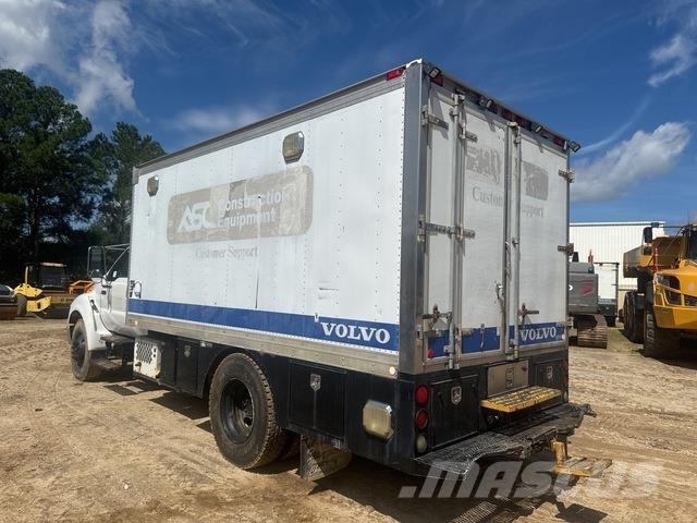 Ford F-750 Cisternové nákladné vozidlá