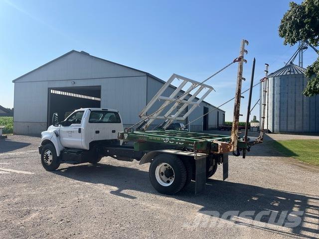 Ford F-750 Kabíny a interiér