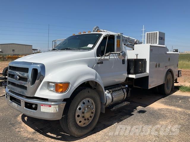 Ford F-750 Komunálne / Multi-úžitkové vozidlá