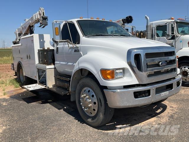 Ford F-750 Komunálne / Multi-úžitkové vozidlá