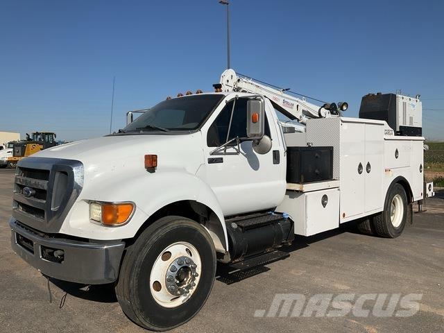 Ford F-750 Komunálne / Multi-úžitkové vozidlá