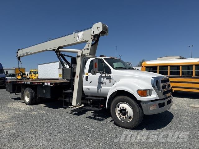 Ford F-750 Ďalšie nákladné vozidlá