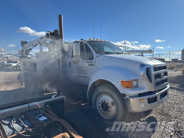 Ford F-750 Komunálne / Multi-úžitkové vozidlá