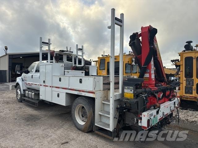 Ford F-750 XL Ďalšie nákladné vozidlá