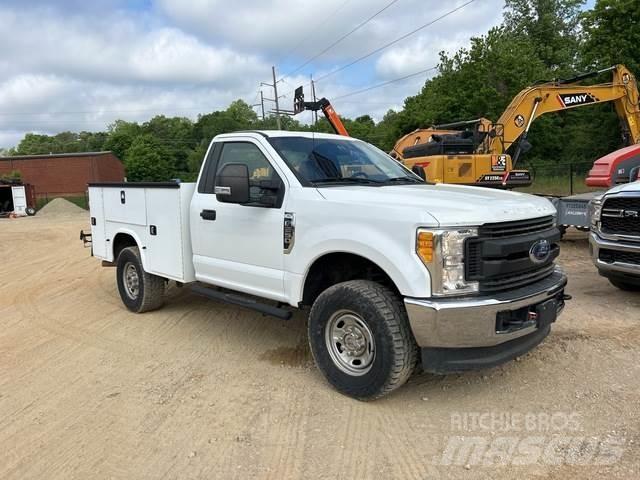 Ford F250 Nakladacia/sklápacia bočnica