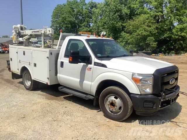 Ford F350 Komunálne / Multi-úžitkové vozidlá