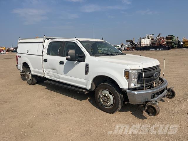 Ford F350 Nakladacia/sklápacia bočnica