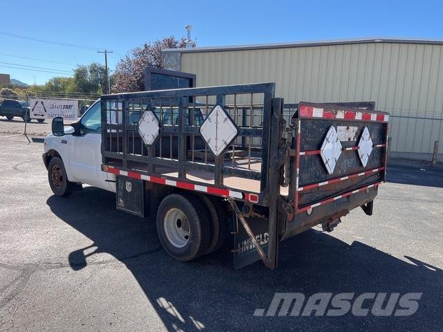 Ford F350 Plošinové nákladné automobily/nákladné automobily so sklápacími bočnicami