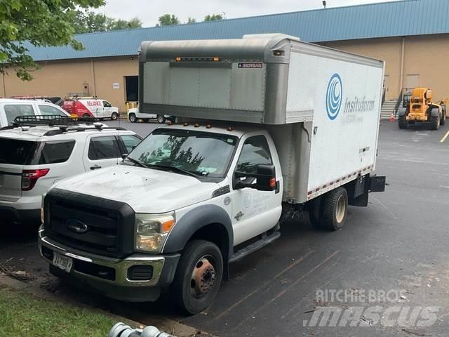 Ford F550 Skriňová nadstavba