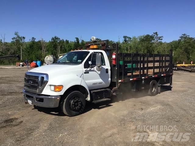 Ford F650 Plošinové nákladné automobily/nákladné automobily so sklápacími bočnicami