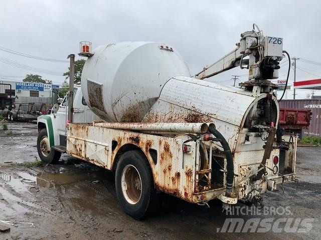Ford F700 Stavebníctvo - ostatné