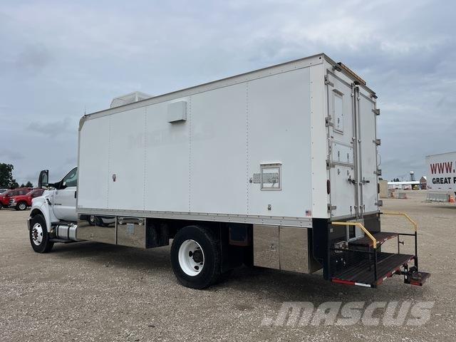 Ford F750 Kombinované/Čerpacie cisterny
