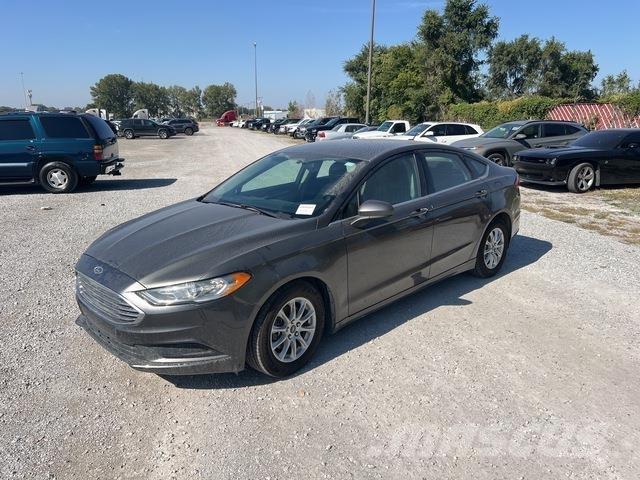 Ford Fusion Automobily