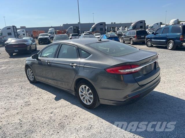 Ford Fusion Automobily