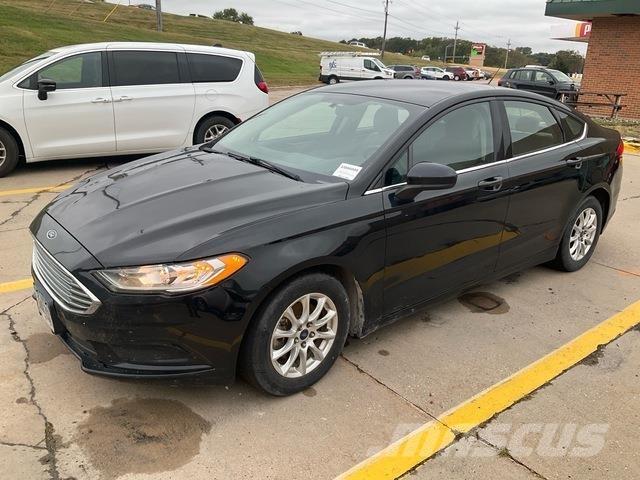 Ford Fusion Automobily