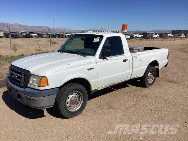Ford Ranger XL Nakladacia/sklápacia bočnica