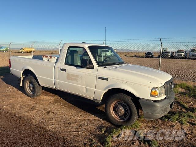 Ford Ranger XL Nakladacia/sklápacia bočnica