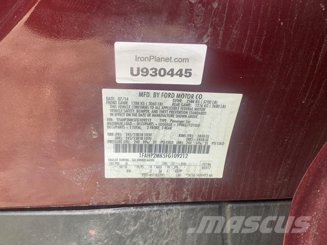 Ford Taurus Automobily