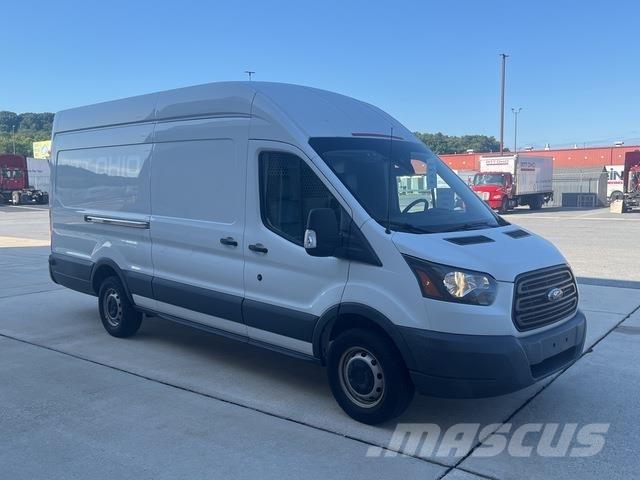 Ford Transit Skriňová nadstavba