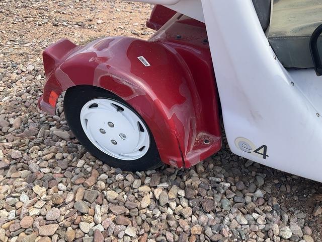  GEM E4 Úžitkové vozne